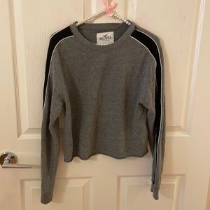 Holister long sleeve sweatshirt